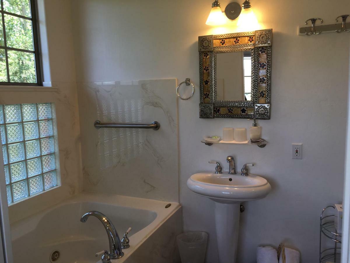 The Penrose Bed & Breakfast 4*